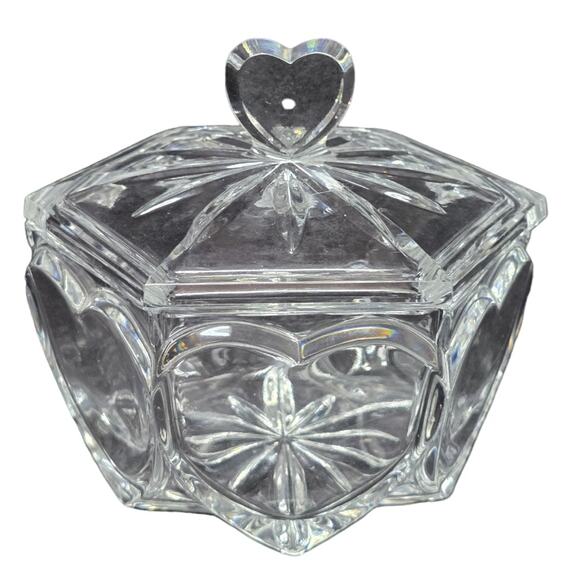 Royal Limited 24% Percent Full Lead Crystal Heart Hexagon Box Candy Dish w. Lid - Picture 1 of 9
